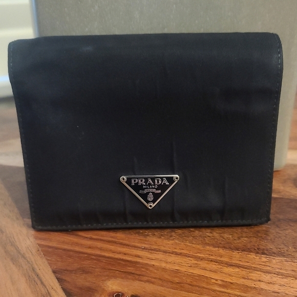 Prada Nylon and Saffiano Leather Black wallet with silver hardware authentic